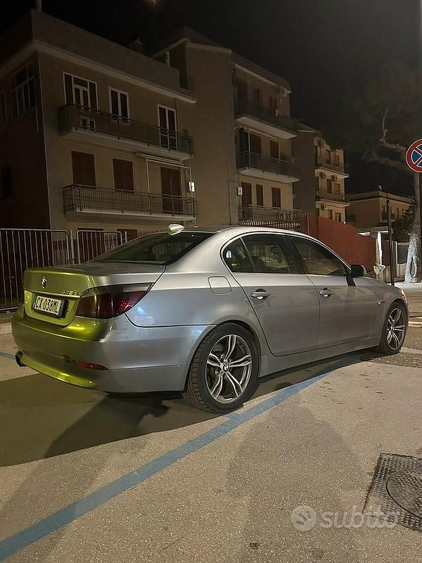 Usata BMW 525 Efficient Dynamics 177 CV (130 kW) 2005 Grigio Berlina