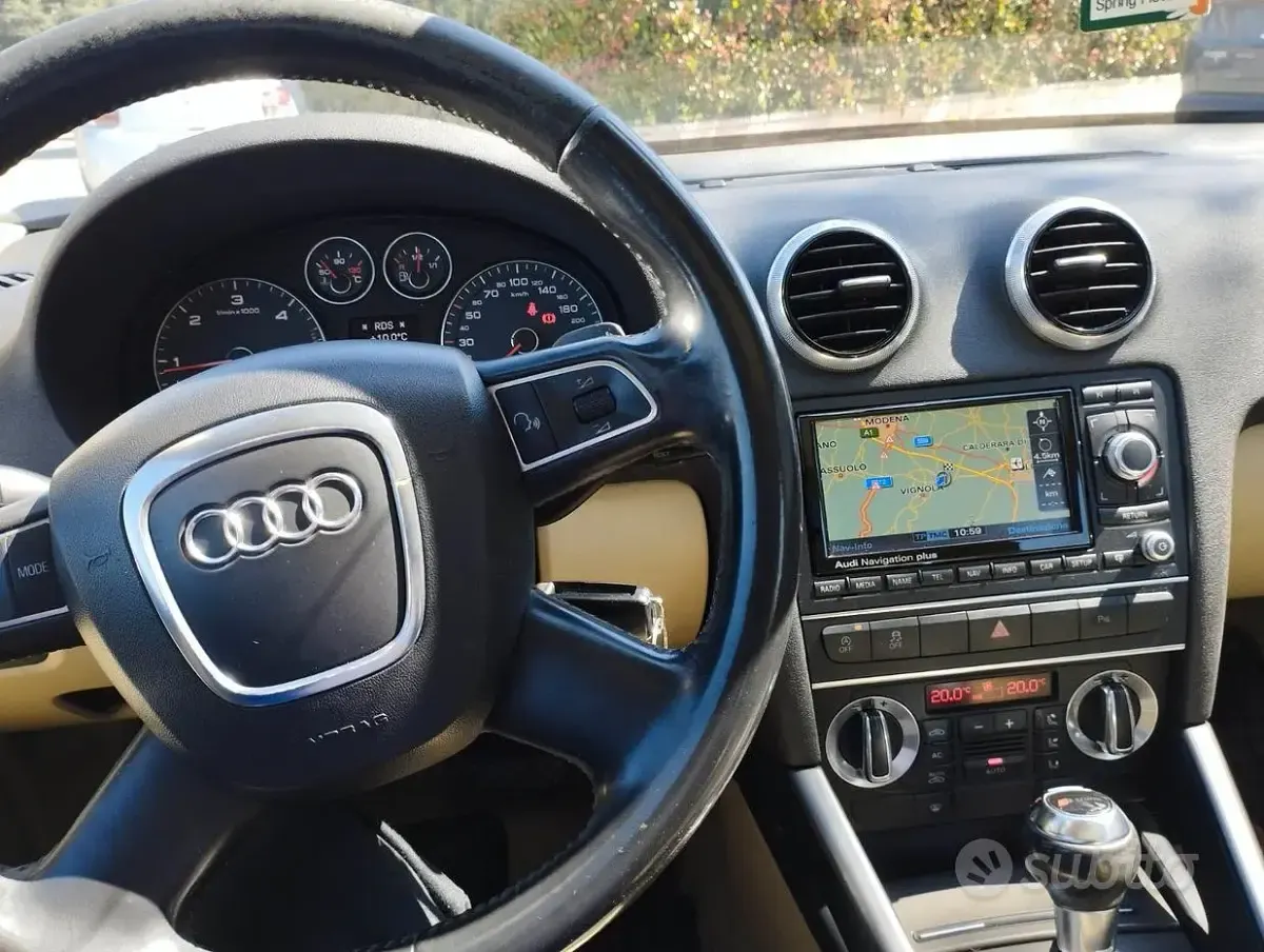Usata Audi A3 102 CV (75 kW) 2011 Bluazzurro Utilitaria