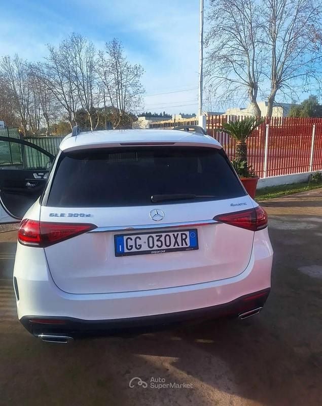 Usata Mercedes GLE300 245 CV (180 kW) 2021 Bianco SUV
