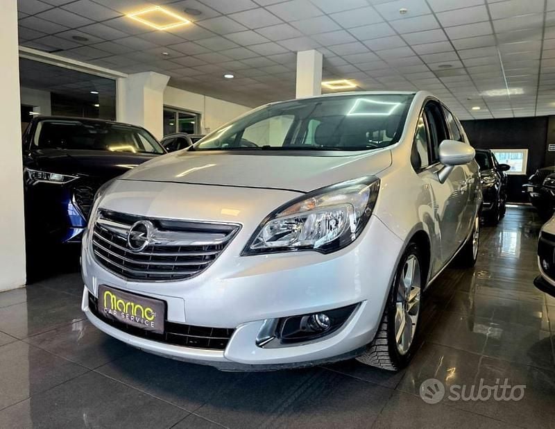 Usata Opel Meriva 120 CV (88 kW) 2015 Grigio Monovolume