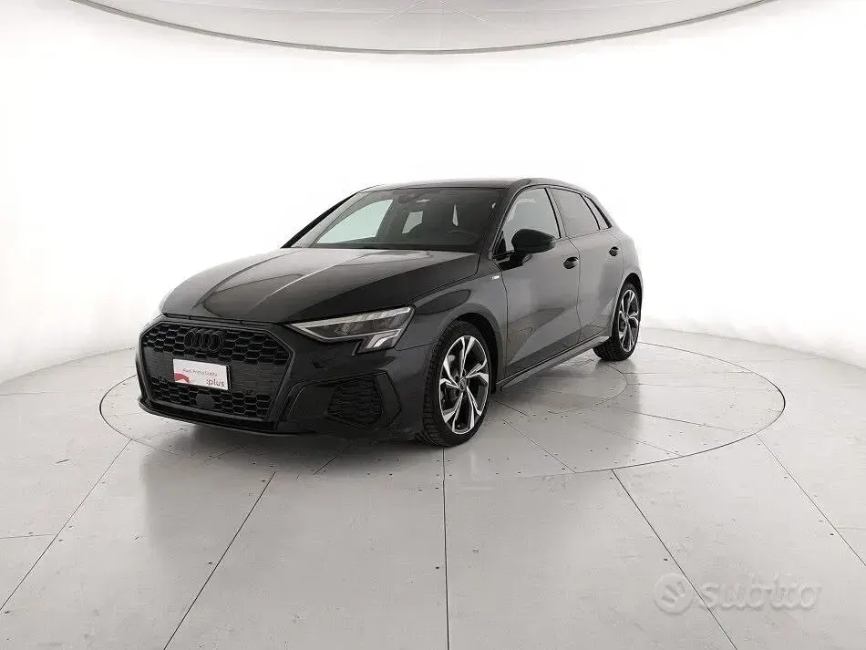 Usata Audi A3 S-Line 150 CV (110 kW) 2022 Berlina