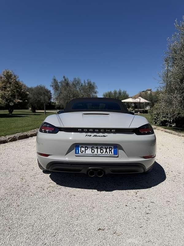 Usata Porsche 718 300 CV (220 kW) 2023 Cabrio