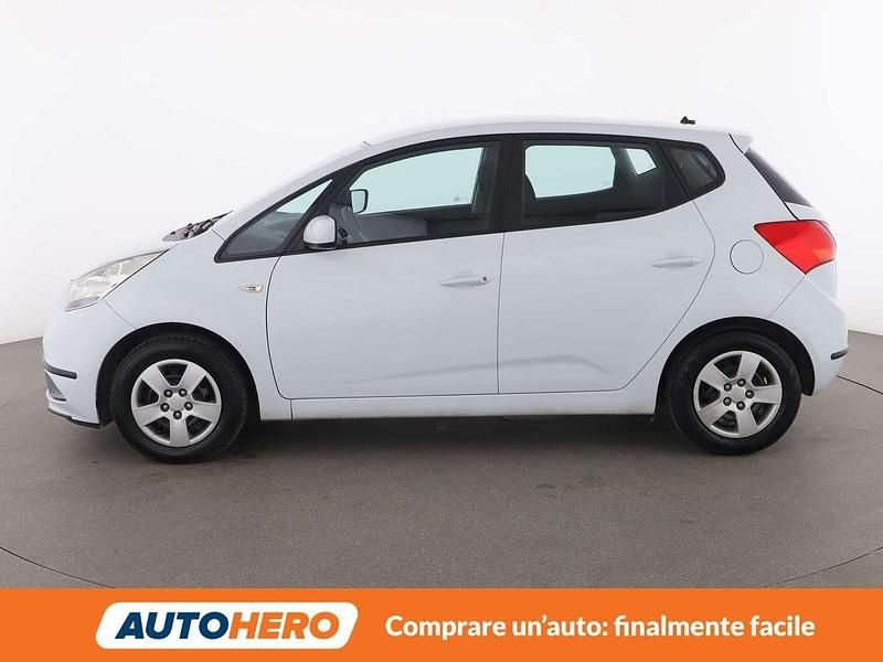 Usata Kia Venga Active 90 CV (66 kW) 2015 Bianco Utilitaria