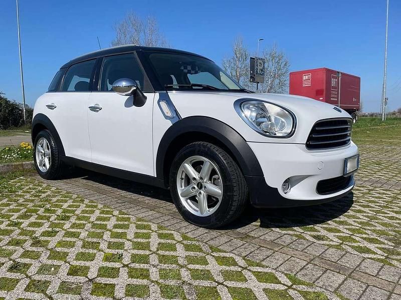 Usata Mini One D Countryman 90 CV (66 kW) 2013 Bianco SUV