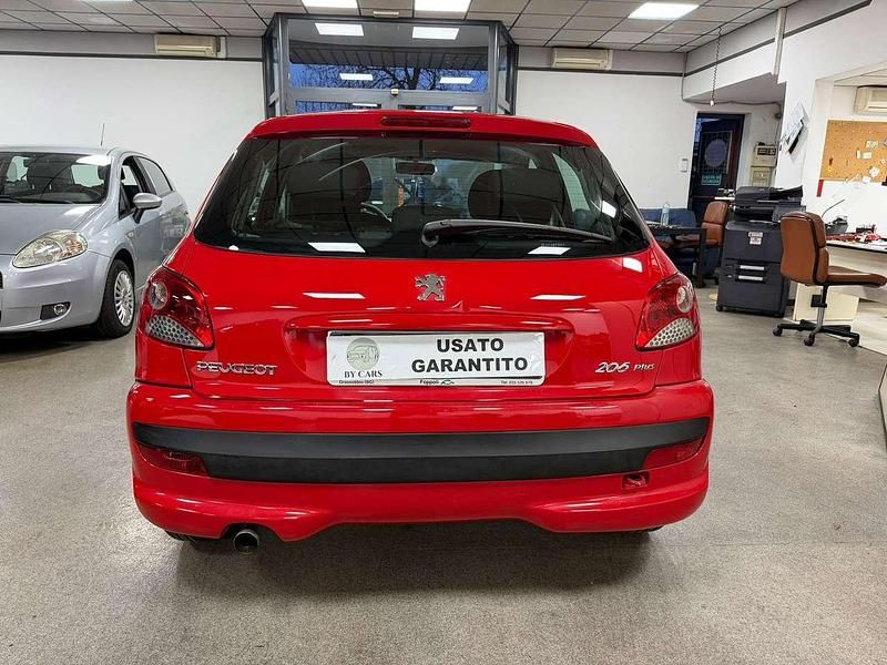 Usata Peugeot 206 60 CV (44 kW) 2011 Rosso Berlina