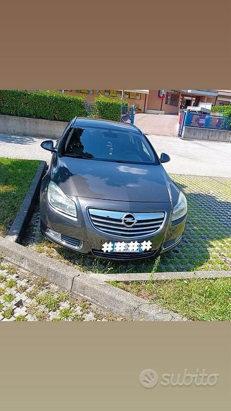 Usata Opel Insignia 2009 Grigio Berlina
