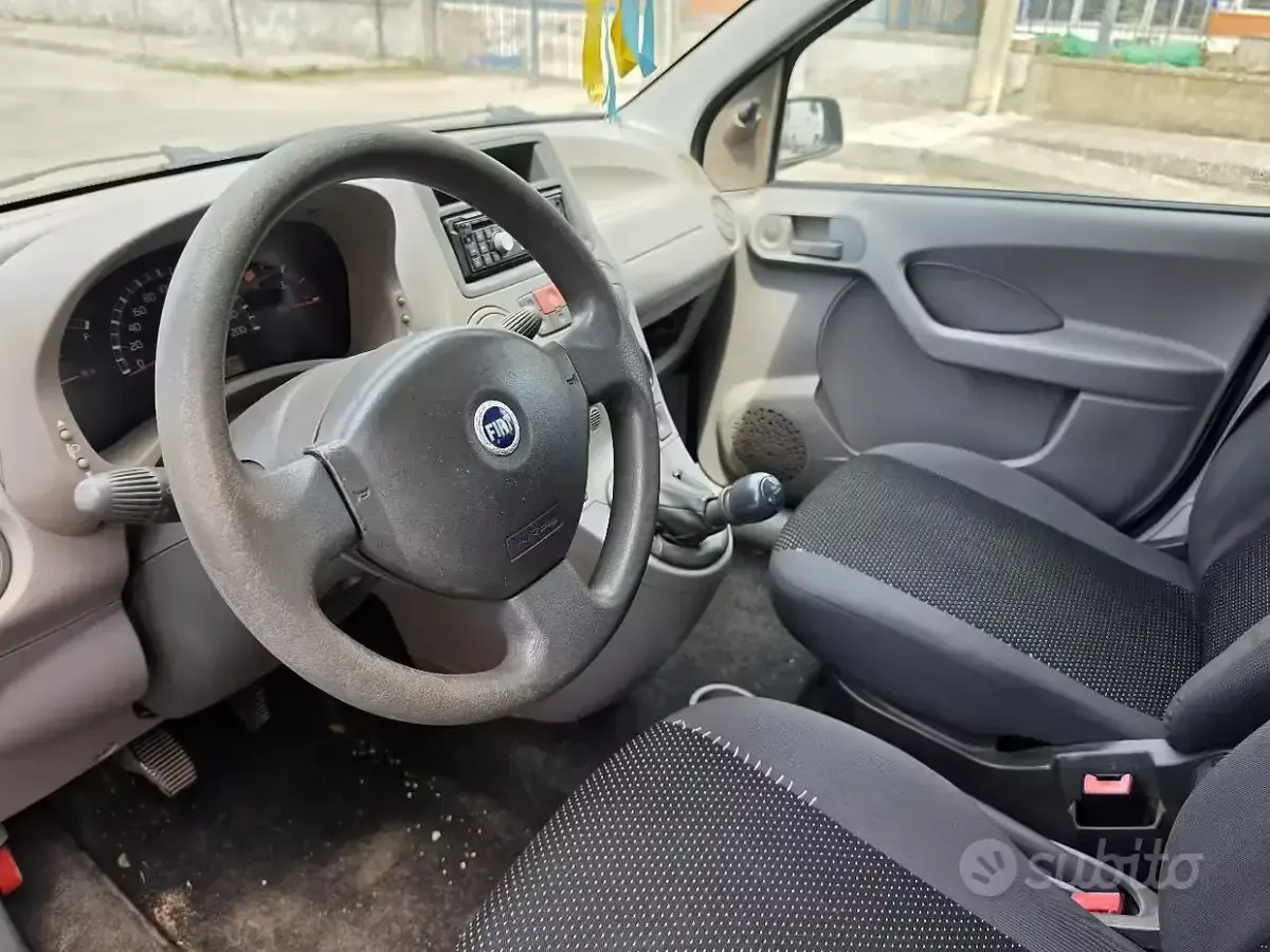 Usata Fiat Panda 54 CV (39 kW) 2005 Utilitaria