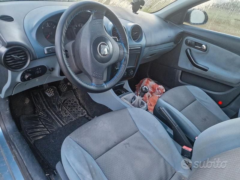 Usata Seat Ibiza 2004 Utilitaria