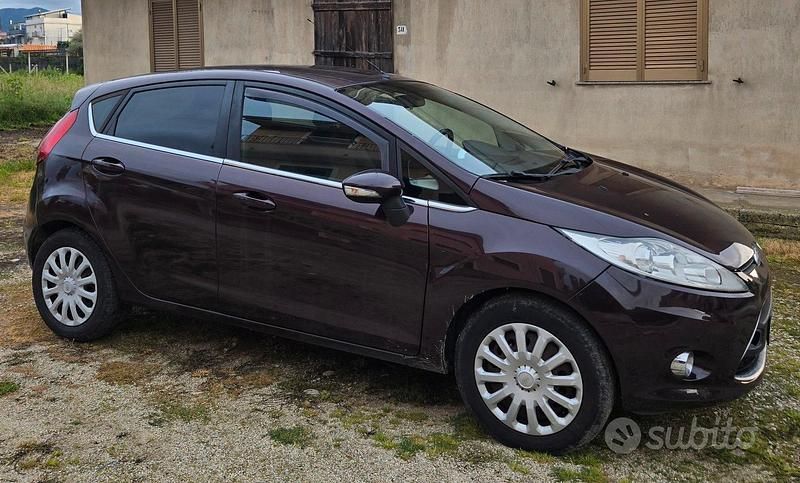 Usata Ford Fiesta 70 CV (51 kW) 2009 Utilitaria