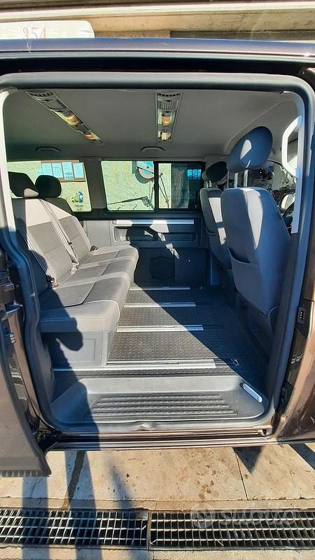 Usata VW Multivan 140 CV (102 kW) 2011 Furgone