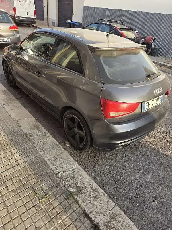 Usata Audi A1 Attraction 105 CV (77 kW) 2011 Utilitaria