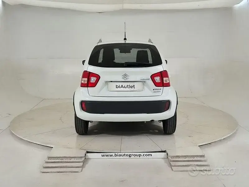 Usata Suzuki Ignis 92 CV (67 kW) 2018 Bianco SUV