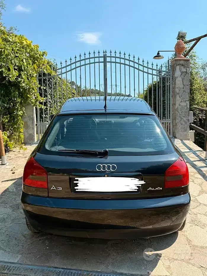 Usata Audi A3 125 CV (91 kW) 1997 Grigio Utilitaria
