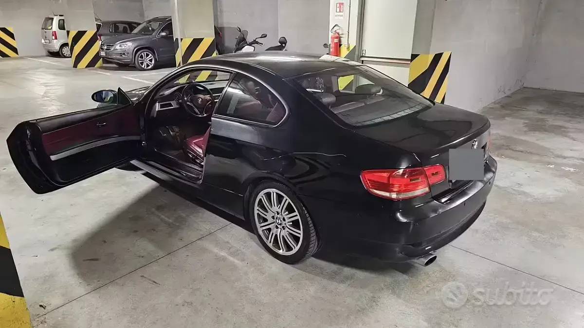 Usata BMW 320 60 CV (44 kW) 2007 Nero Coupé