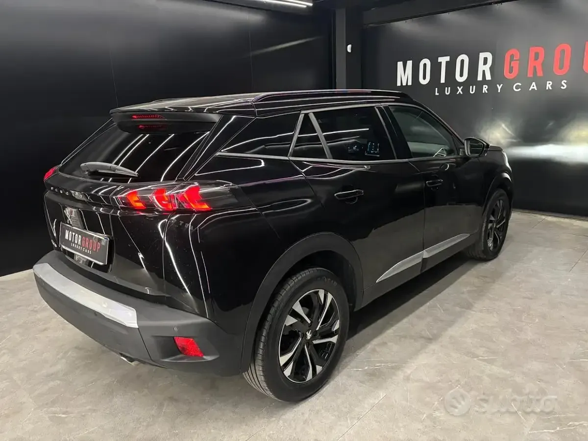 Usata Peugeot 2008 Allure 131 CV (96 kW) 2021 Nero SUV