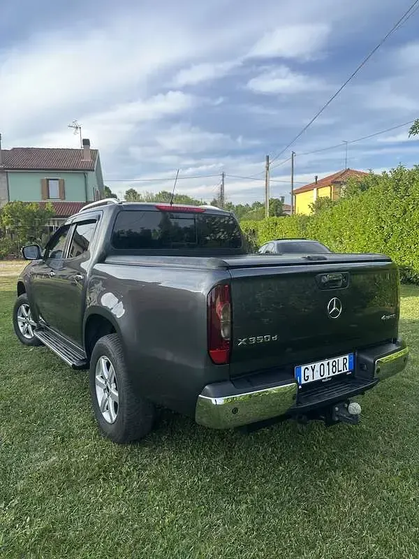 Begagnad Mercedes X350 258 HK (189 kW) 2019 Pickup