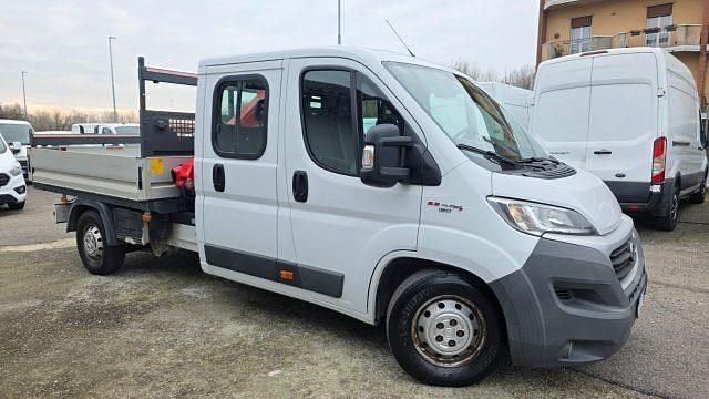 Usata Fiat Ducato 131 CV (96 kW) 2018 Bianco / pastello Furgone