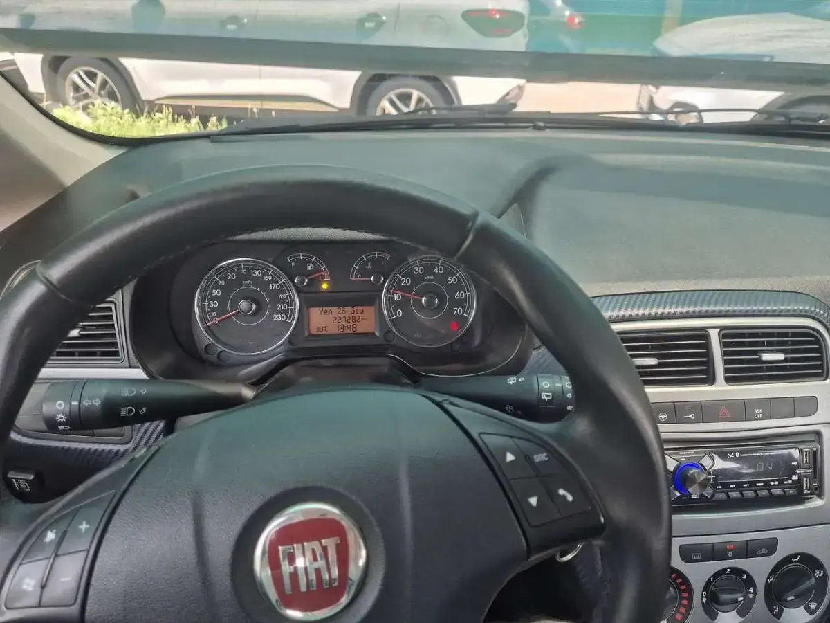 Usata Fiat Grande Punto 77 CV (56 kW) 2009 Other Utilitaria