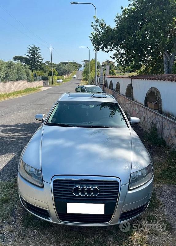 Grigio Usata 2007 Audi A6 Tre volumi | 2500 € (Super prezzo) - Immagine 1/4
