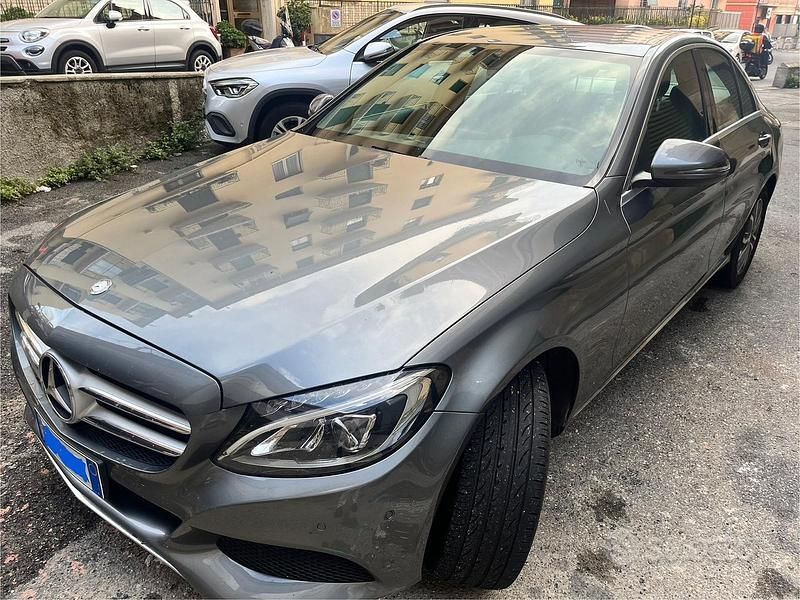 Gebraucht Mercedes C220 170 PS (125 kW) 2017 Grau Limousine