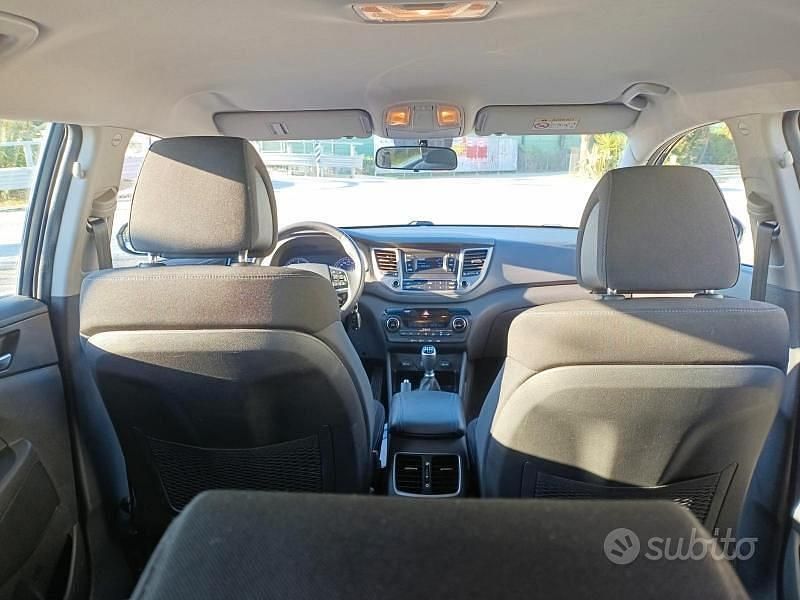 Usata Hyundai Tucson Xpossible 116 CV (85 kW) 2016 Grigio SUV