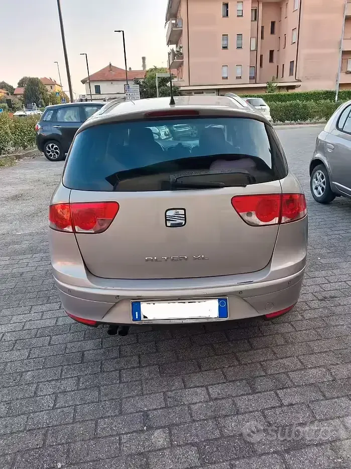Usata Seat Altea XL 125 CV (91 kW) 2011 Monovolume