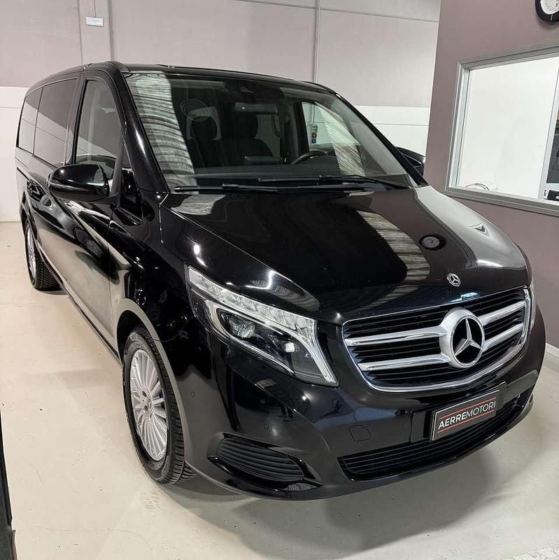 Usata Mercedes V220 163 CV (119 kW) 2019 Nero ossidiana Monovolume