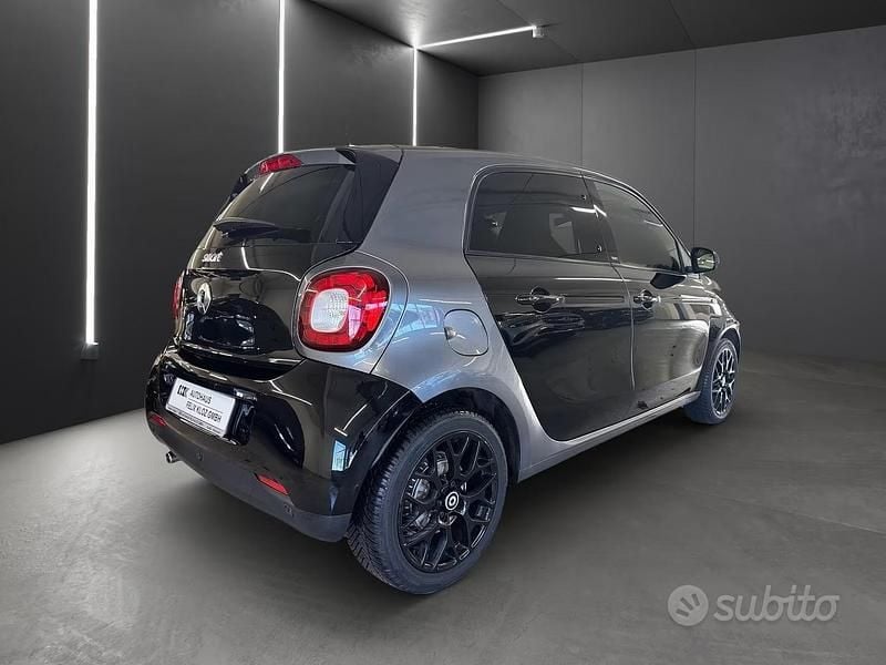 Usata 2017 Smart ForFour Prime Utilitaria | 13.500 € - Immagine 1/4