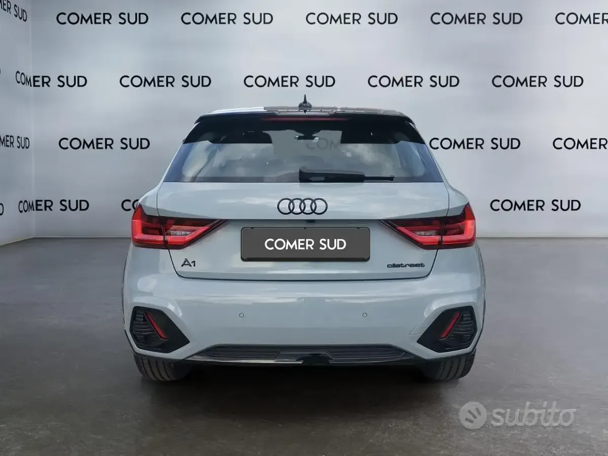 Nuova Audi A1 Design 116 CV (85 kW) 2026 Grigio SUV