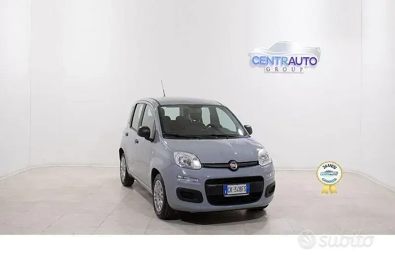 Usata Fiat Panda S 70 CV (51 kW) 2022 Grigio Utilitaria