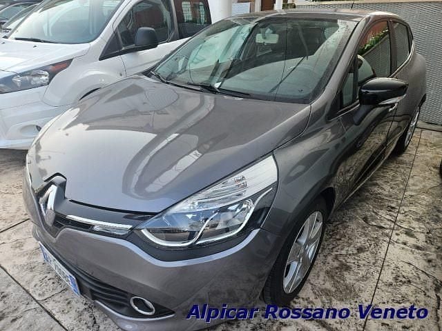 Usata Renault Clio IV 75 CV (55 kW) 2012 Antracite metallizzato Berlina