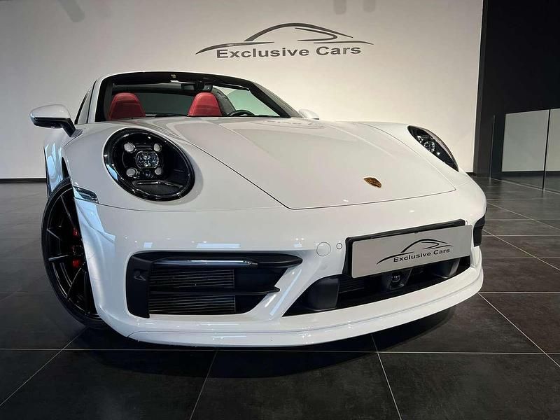 Usata Porsche 911 Targa 4 385 CV (283 kW) 2022 Bianco calcite Cabrio