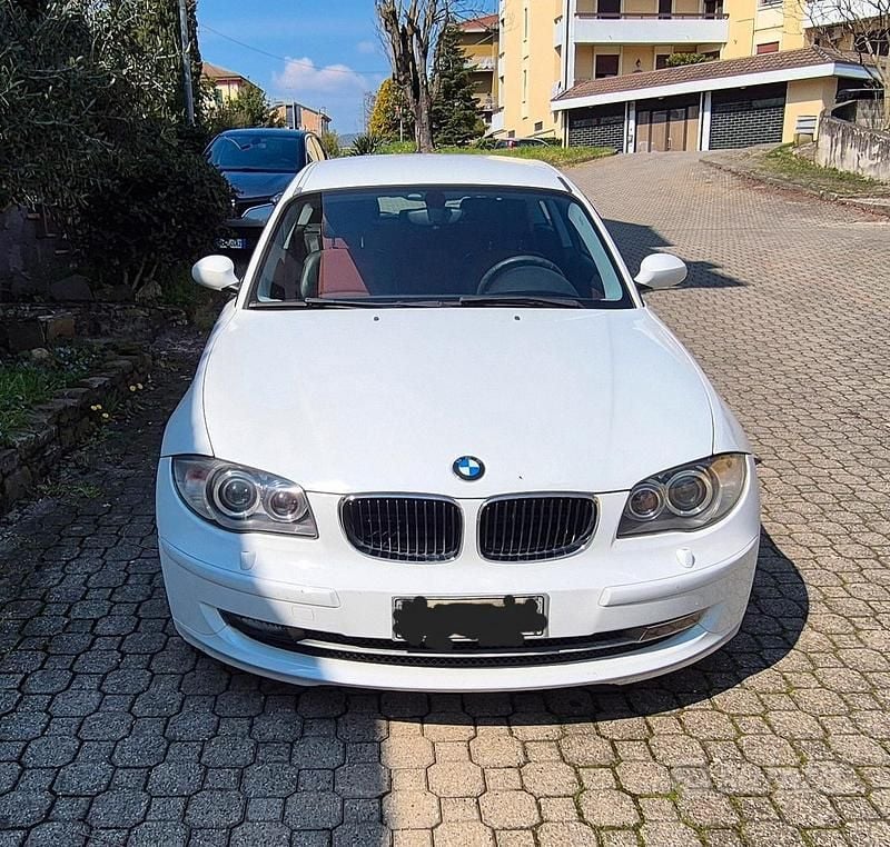 Usata BMW 118 Comfort Edition 143 CV (105 kW) 2008 Bianco Utilitaria