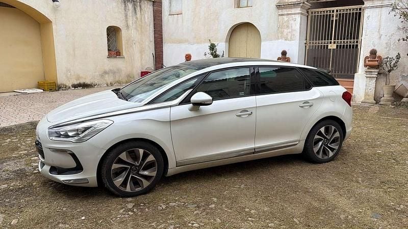 Usata Citroën DS5 So Chic 163 CV (119 kW) 2012 Bianco Utilitaria