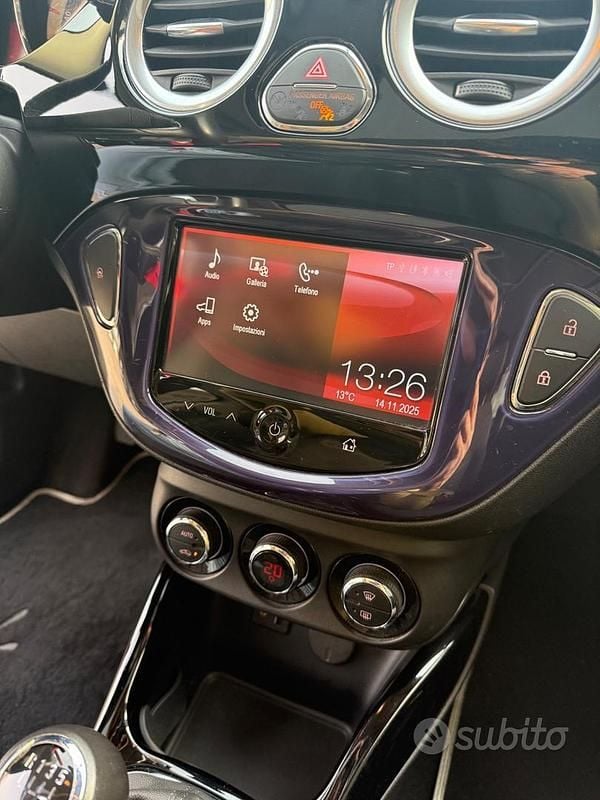 Usata Opel Adam 70 CV (51 kW) 2013 Beige Utilitaria