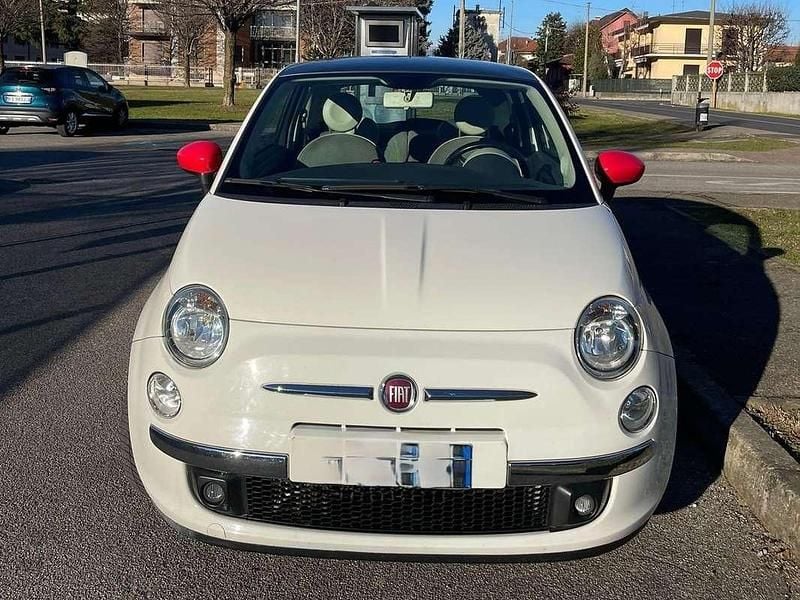 Bianco Usata 2013 Fiat 500 Lounge Utilitaria | 5200 € (Super prezzo) - Immagine 1/4