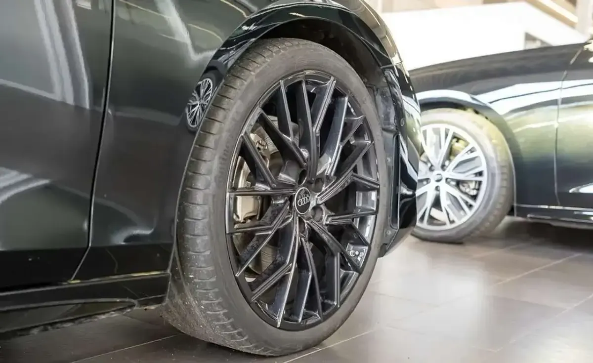 Usata Audi A6 Business 204 CV (150 kW) 2025 Mythosschwarz Station wagon