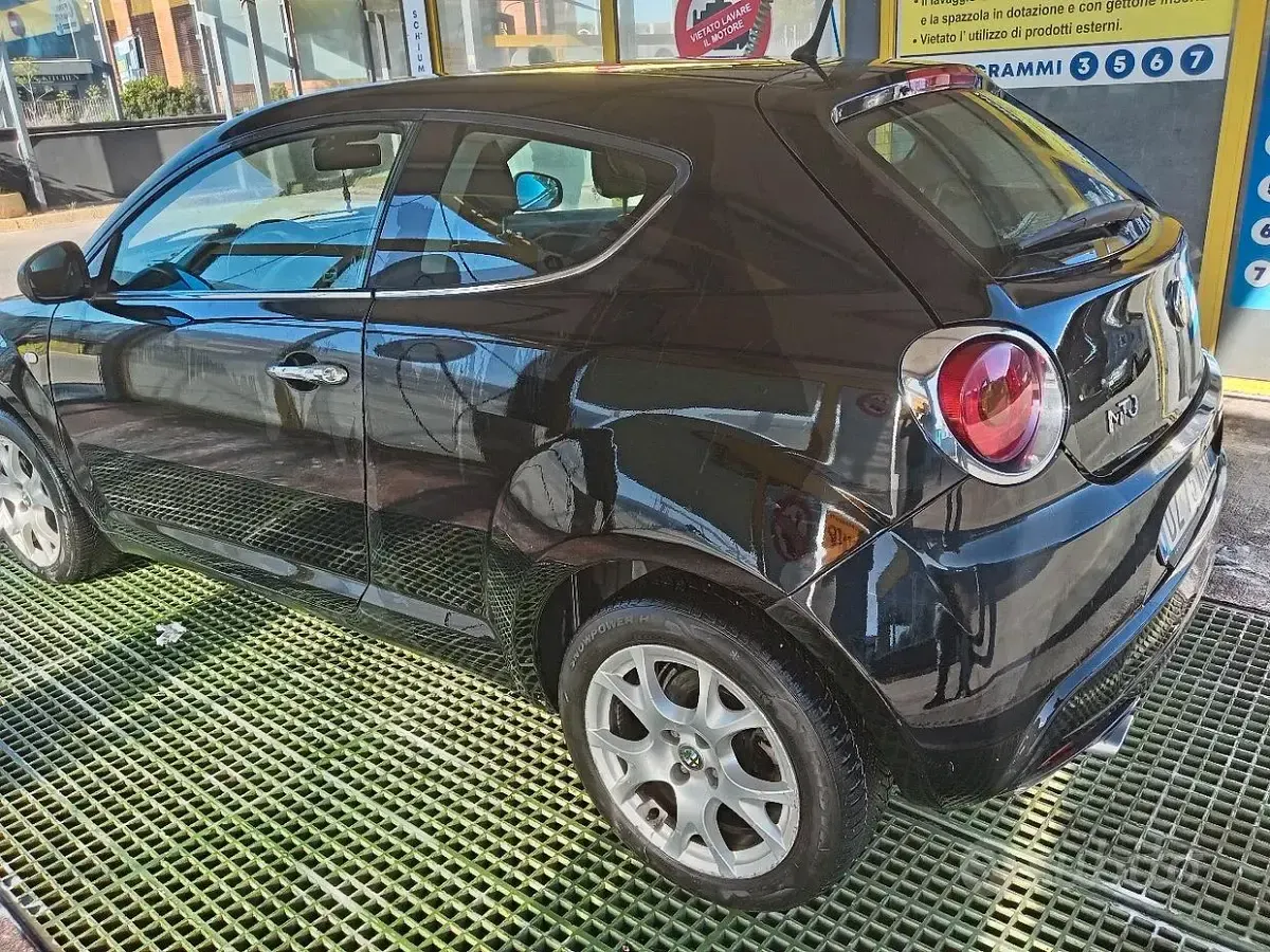 Usata Alfa Romeo MiTo 95 CV (69 kW) 2010 Utilitaria