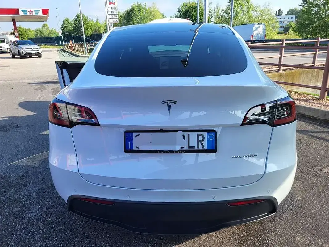 Usata Tesla Model Y 152 kW (208 CV) 2022 SUV