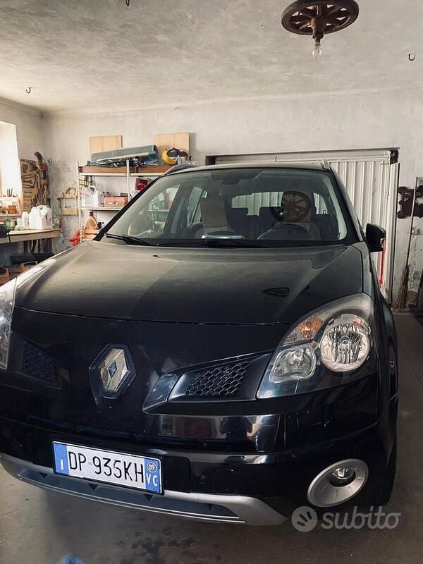 Usata Renault Koleos 150 CV (110 kW) 2009 Nero SUV
