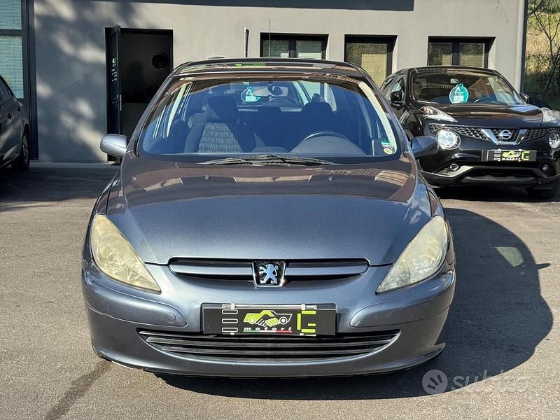 Usata Peugeot 307 110 CV (80 kW) 2004 Grigio Berlina