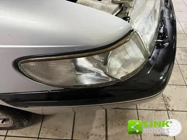 Usata Saab 900 185 CV (136 kW) 1997 Bianco Berlina