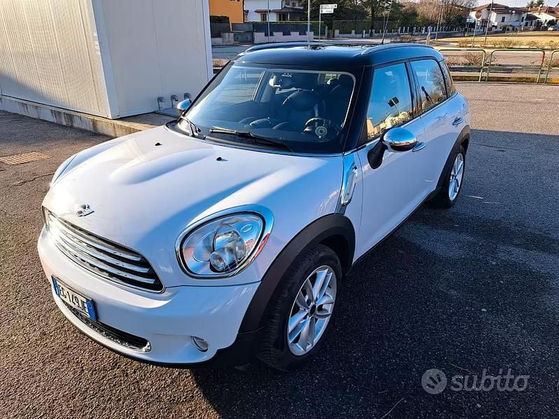 Usata Mini Countryman 122 CV (89 kW) 2011 Bianco SUV