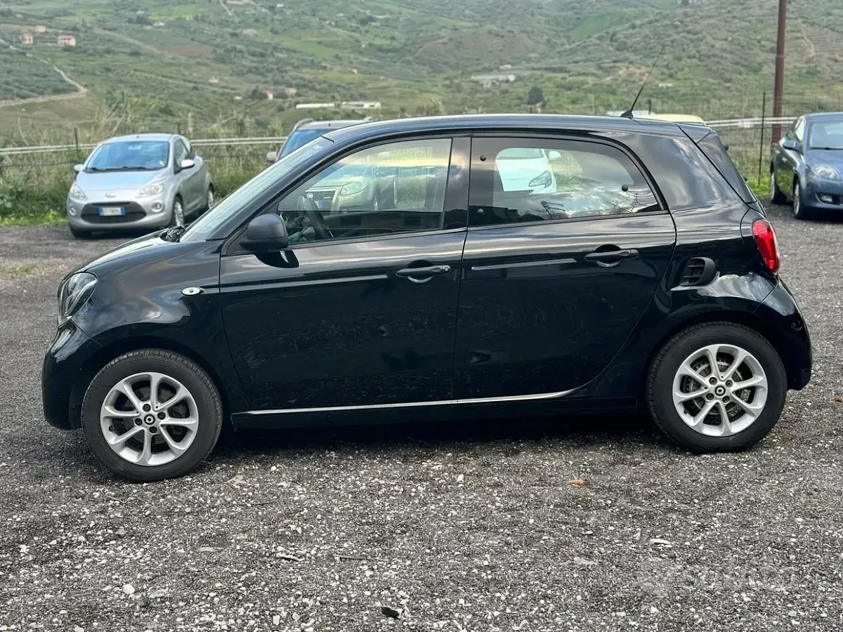 Usata Smart ForFour Proxy 71 CV (52 kW) 2016 Other Utilitaria
