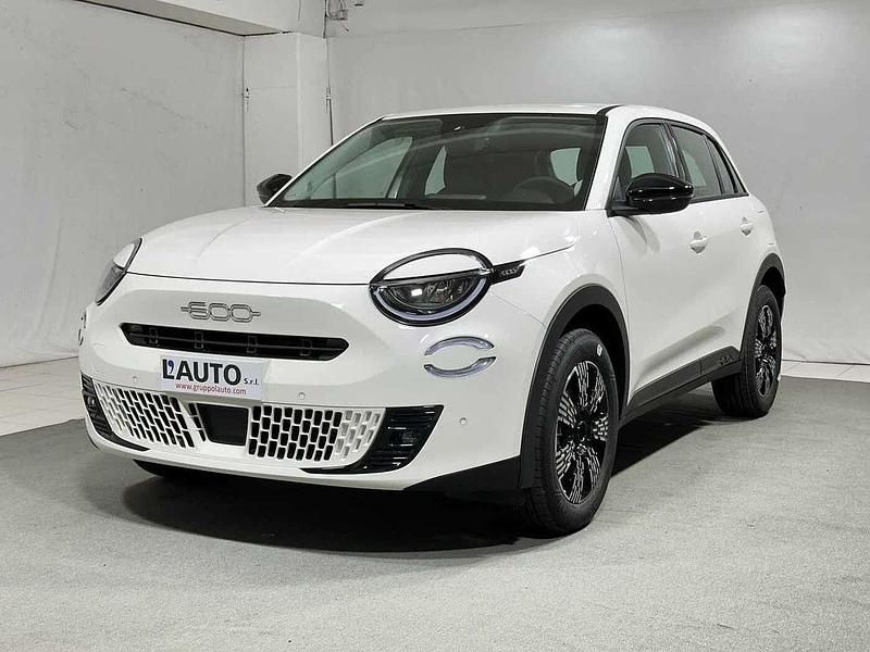Nuova Fiat 600 Icon 136 CV (100 kW) 2025 Gelato SUV