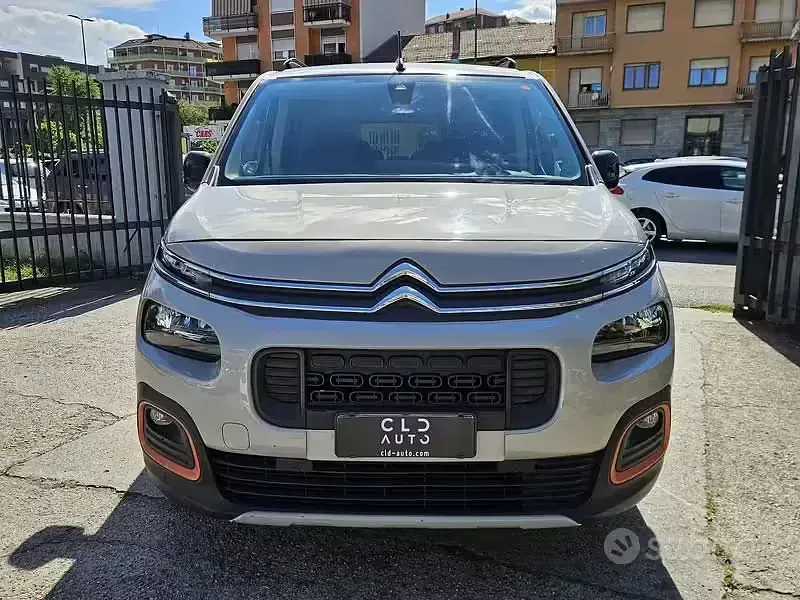 Usata Citroën Berlingo XTR 131 CV (96 kW) 2019 Grigio Monovolume