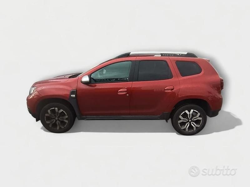 Usata Dacia Duster Prestige 91 CV (66 kW) 2021 Bordeaux SUV