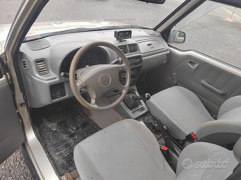 Usata Suzuki Vitara 87 CV (63 kW) 2002 Grigio SUV