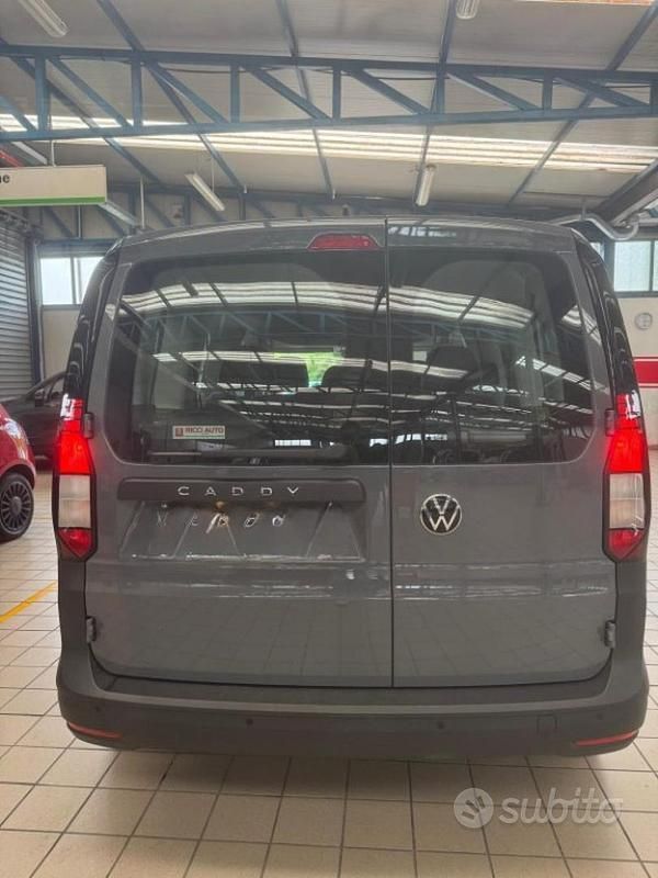 Usata VW Caddy Business 102 CV (75 kW) 2023 Antracite Monovolume
