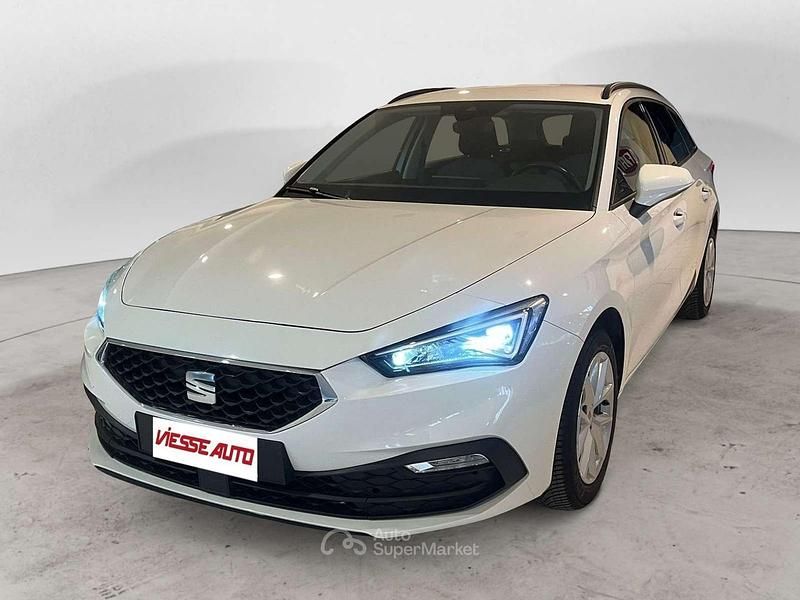 Usata Seat Leon Style 110 CV (80 kW) 2022 Bianco Station wagon